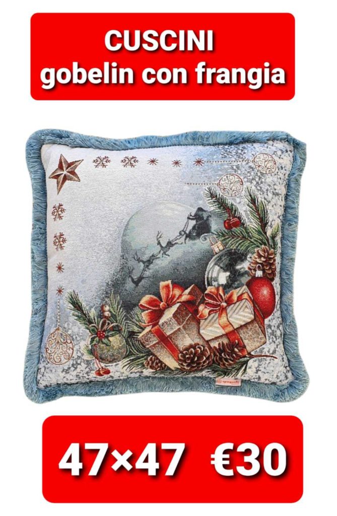 Cuscino natalizio gobelin celeste sfoderabile con frangia disegno pacchi regalo di Natale cm 47x47